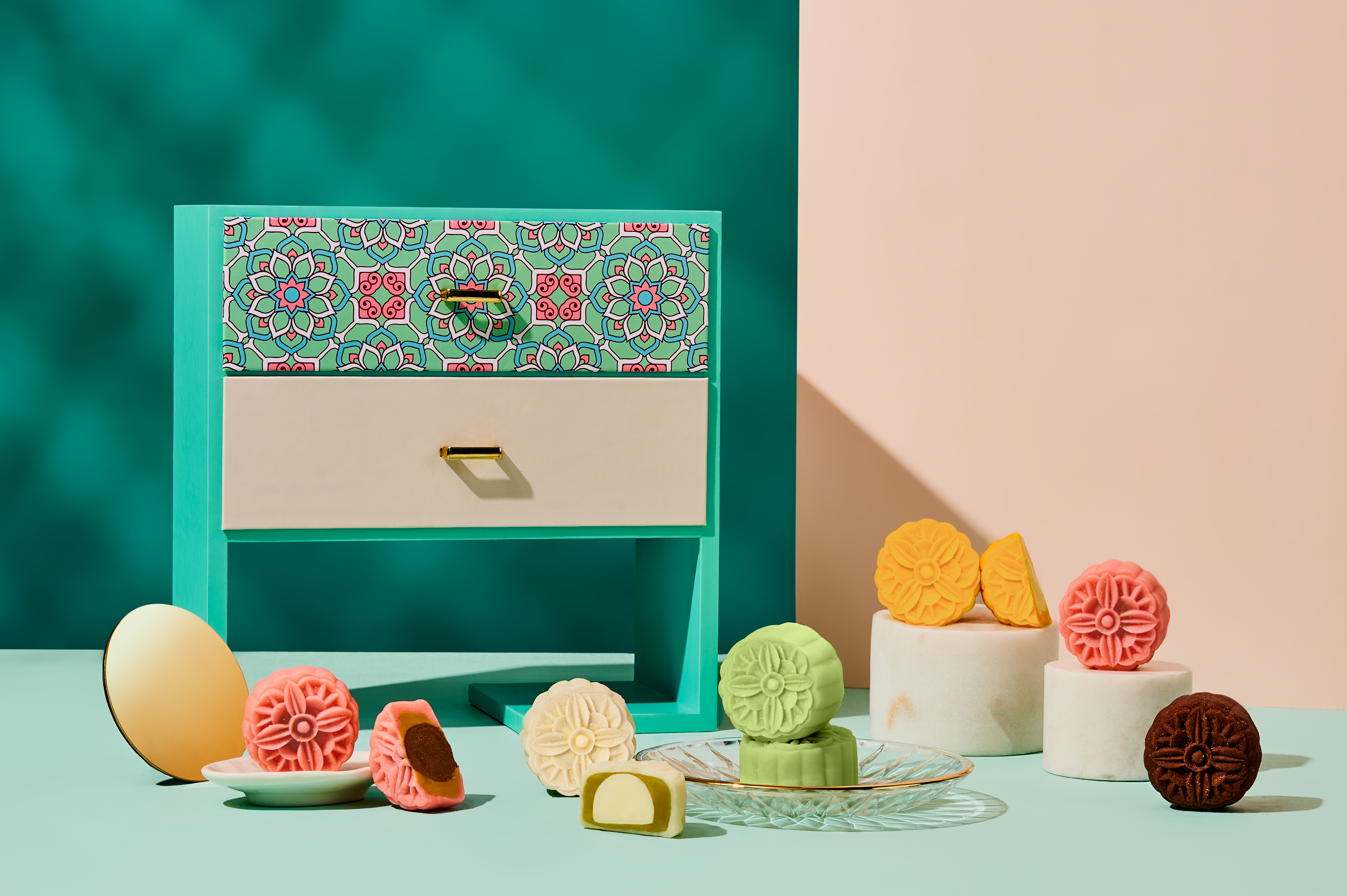 JW Marriott Singapore - Mini Snowskin Mooncakes (Peranakan Teal)